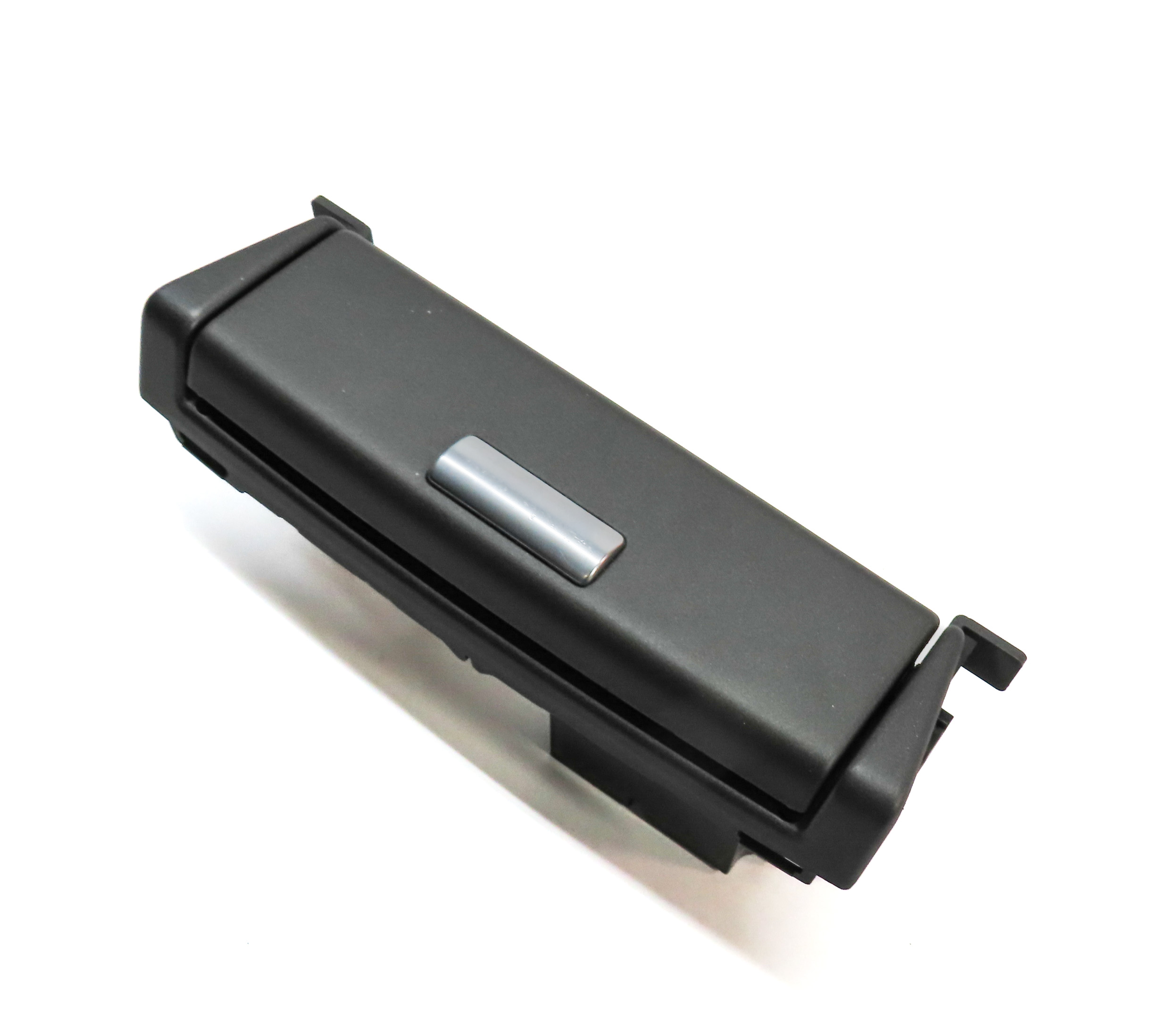 2010 RANGE ROVER (L322) AUXILIARY AUX IN JACK w/ 12V POWER SOCKET — exact item pictured